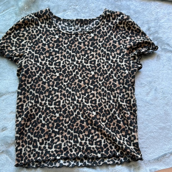 American Eagle Leopard Print Top - Picture 3 of 5